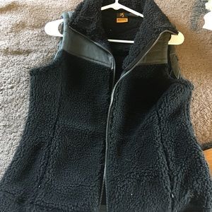 Womens browning vest